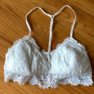 Aerie bralette size M cream/white lace adjustable T-back